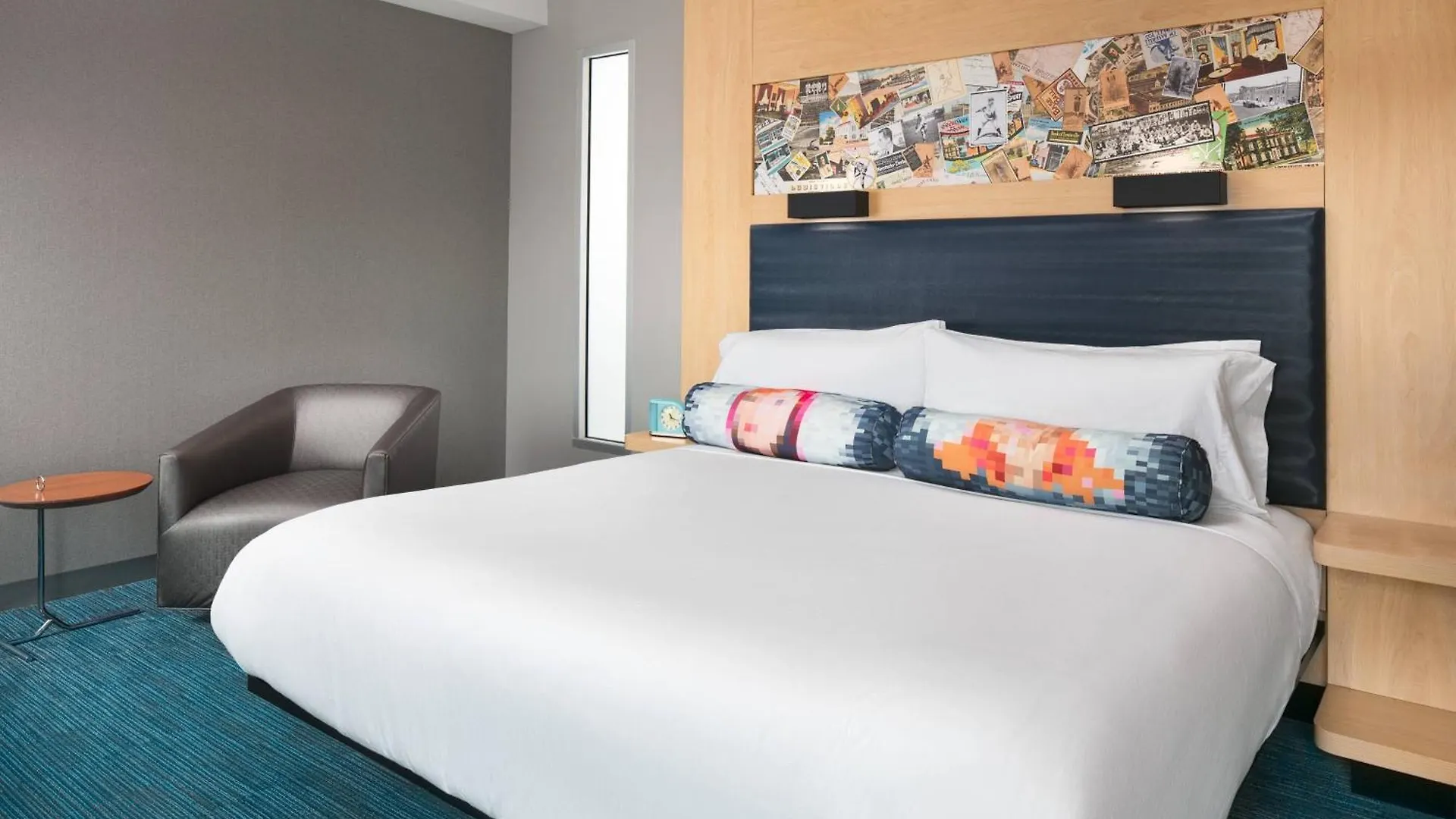 Aloft Louisville Downtown Hotel