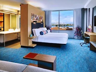 Hotel Aloft Louisville Downtown