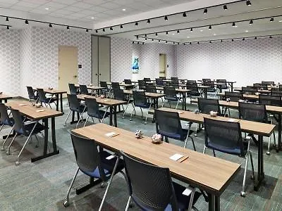 Aloft Louisville Downtown 3*,